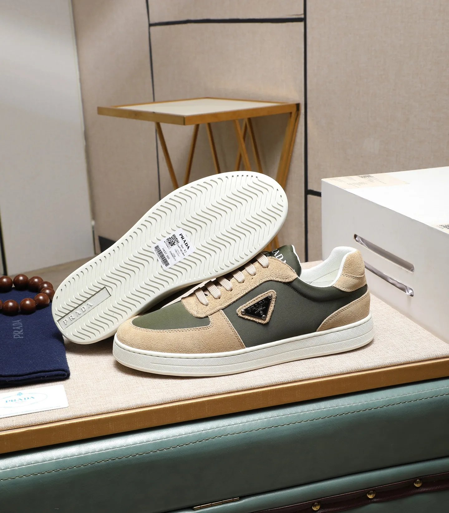 Men's men's shoes💰440🌹🌹[PRADA—Prada] latest model🙈original replica! 👟👟👟Available here. The workmanship is top-notch. The upper is made of Italian 🇮🇹Imported calfskin. ❗️Breathable genuine leather lining @Suitable for travel. The original version has an enlarged engraved sole, making it suitable for all kinds of travels, showing low-key luxury. Let quality speak for itself. Color: Size: 38-44